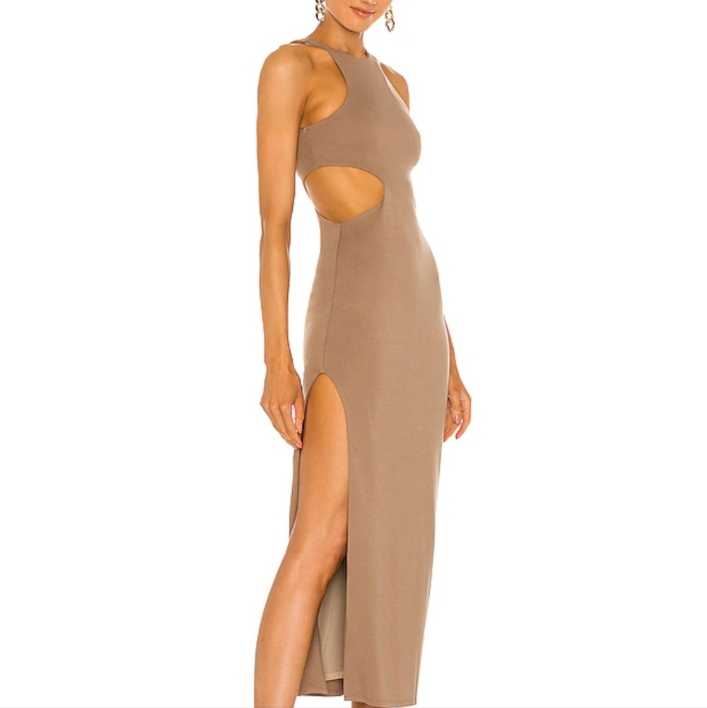 NEW WITH TAGS! Rylan Midi Dress